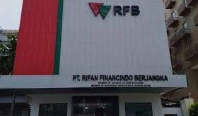 Gaji PT Rifan Financindo